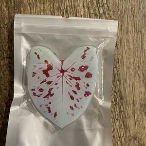 Acrylic leaf phone grips